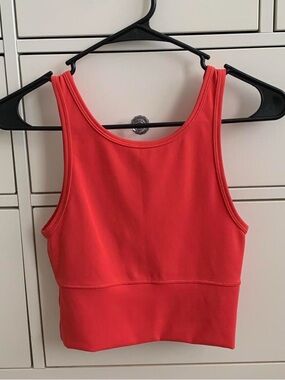 Lululemon power pivot tank